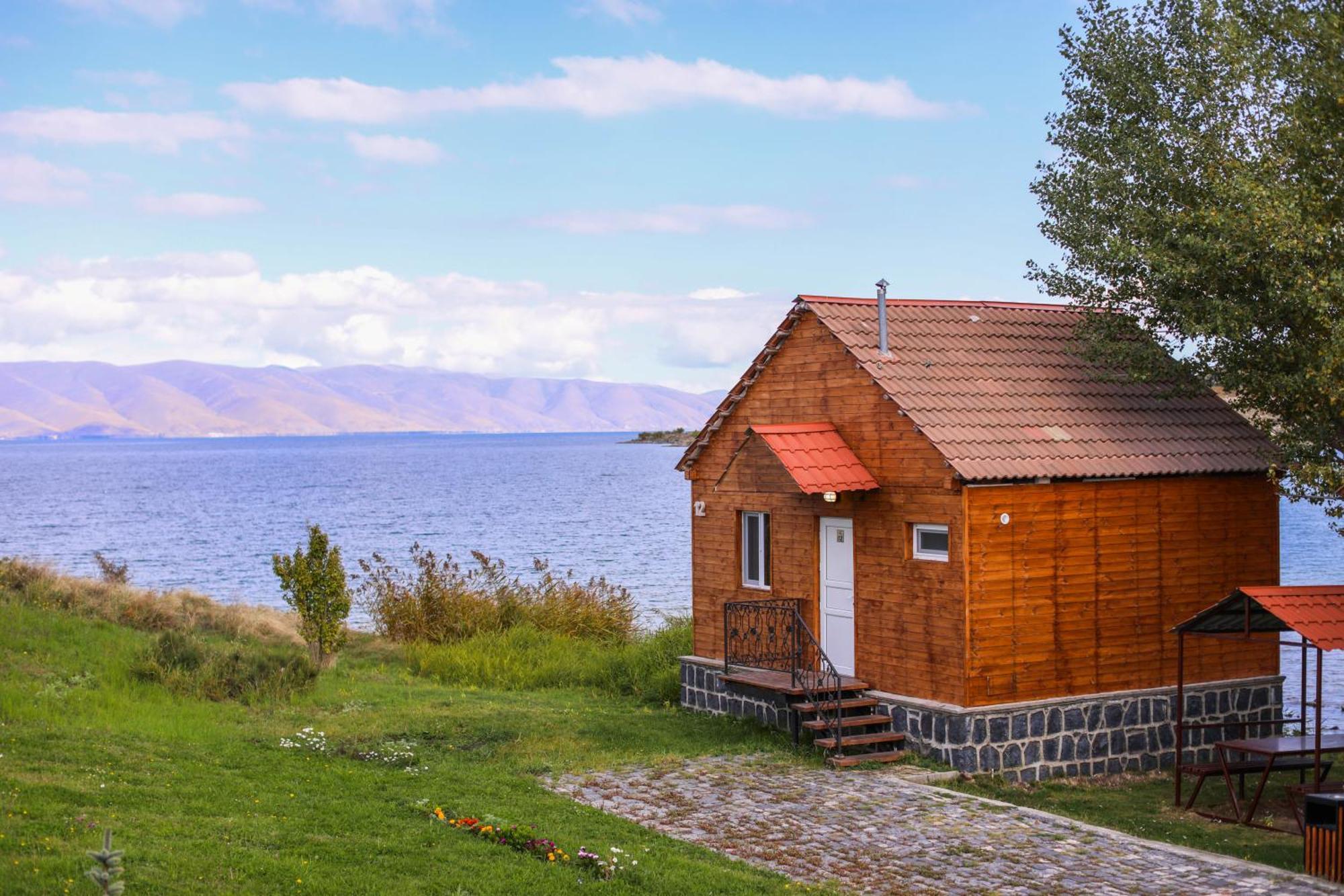 Noy Land Resort Sevan Exteriör bild